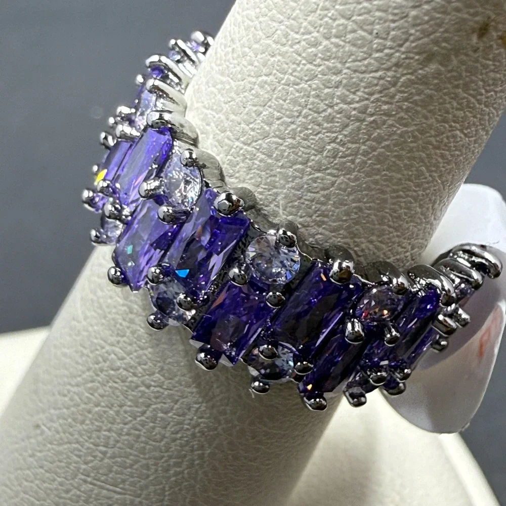Bomb Party Styling Sparkle Size 6 Ring Violet CZ‎ RBP6651 Hematite Plated